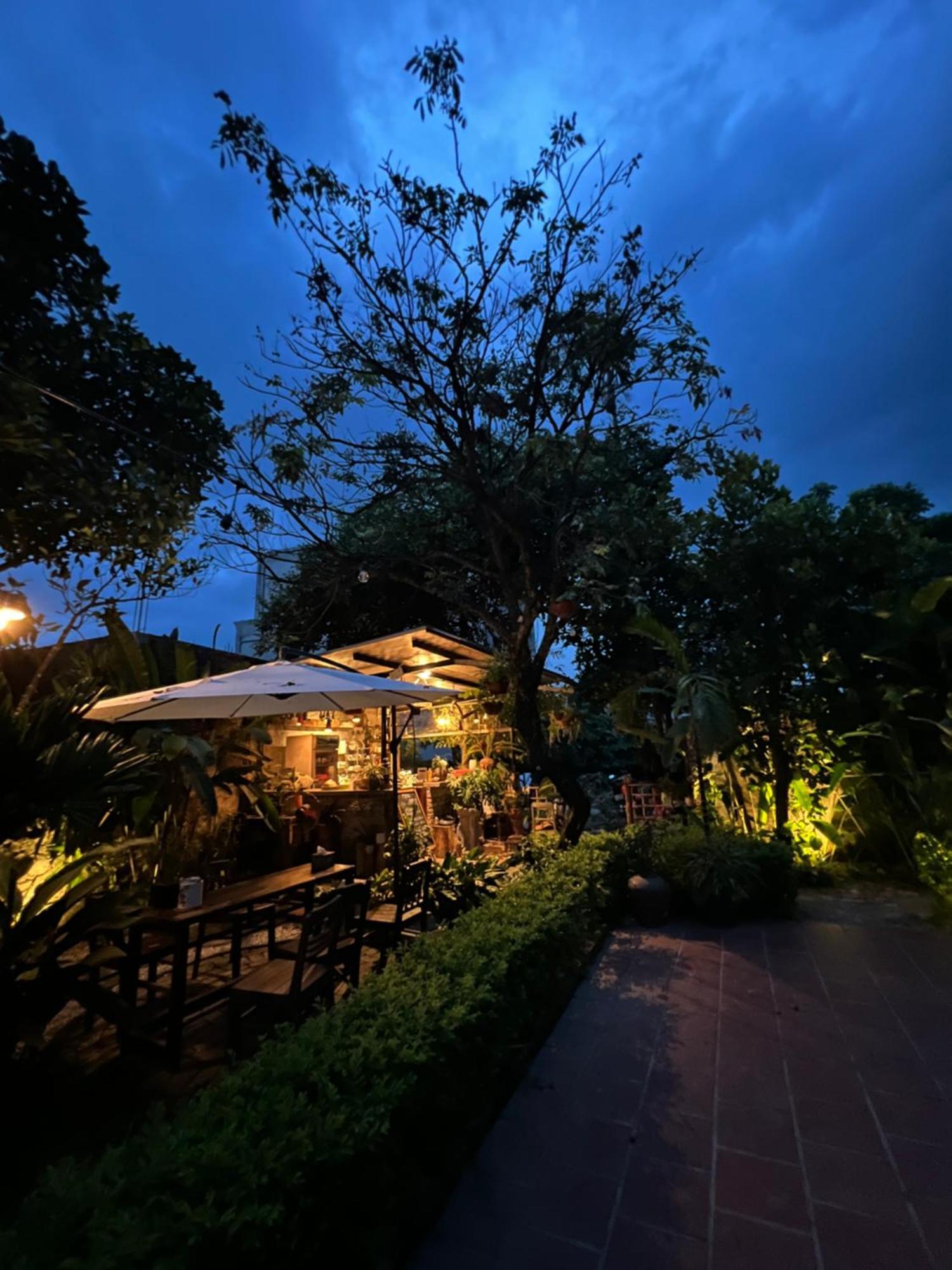 Thom'S House Ξενοδοχείο Νιν Μπιν Εξωτερικό φωτογραφία
